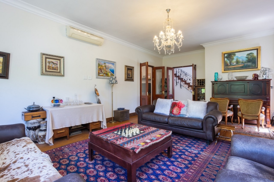 5 Bedroom Property for Sale in Val De Vie Estate Western Cape